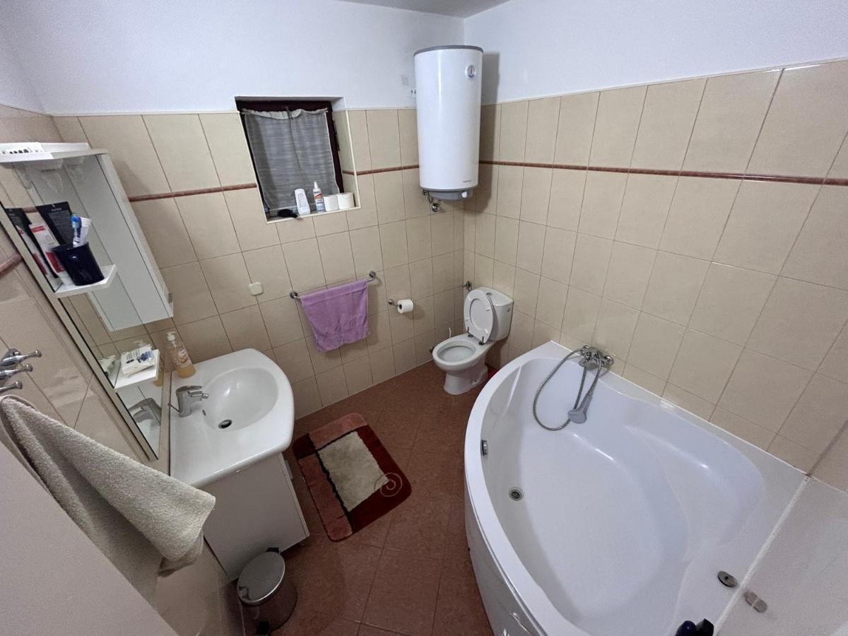 Apartman Jagoda 塞尼 外观 照片