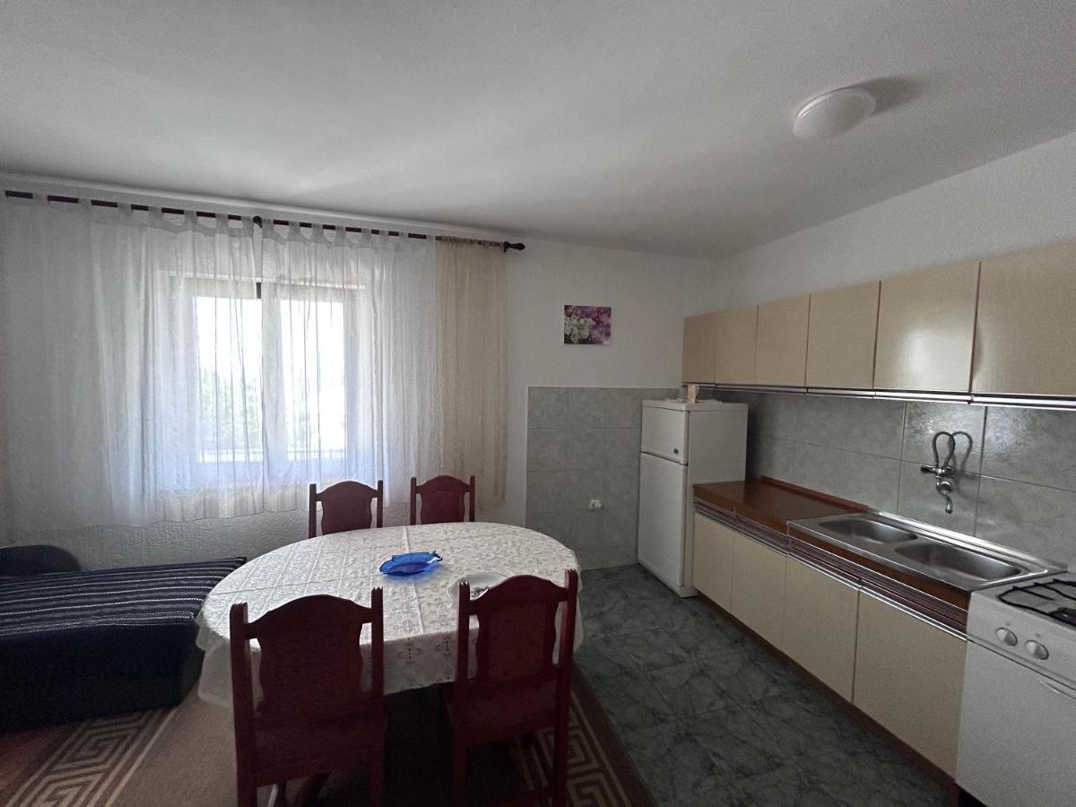 Apartman Jagoda 塞尼 外观 照片
